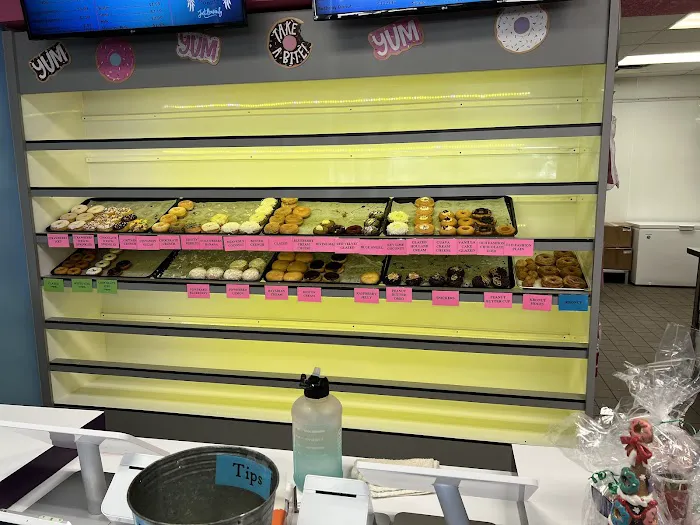 Divine Donuts Fort Myers Picture 3