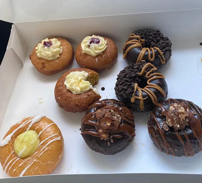 Divine Donuts Fort Myers Picture 7