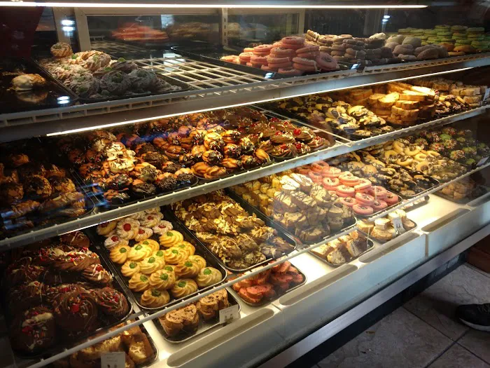 Amore Italian Market and Bakery Picture 10