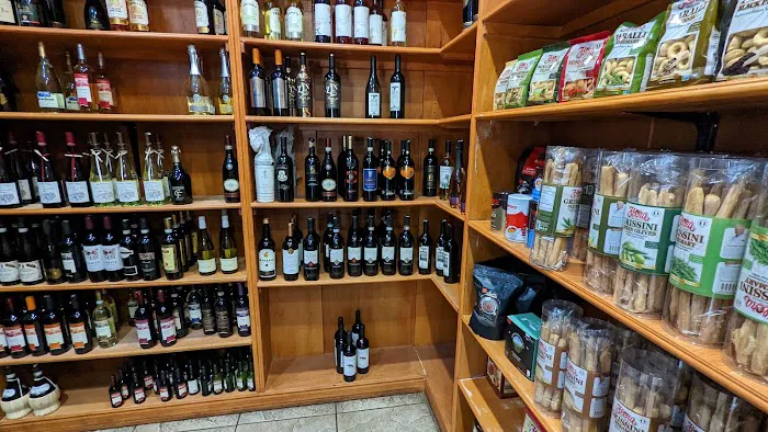 Amore Italian Market and Bakery Picture 2