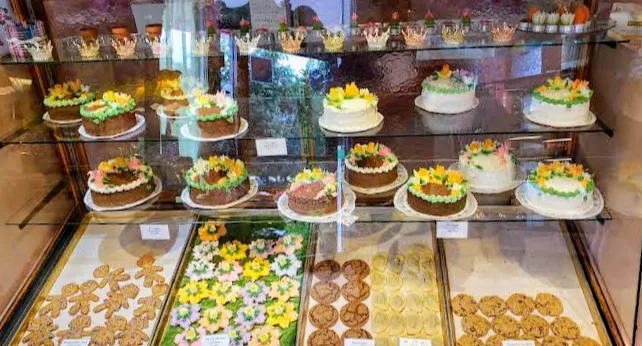 Mrs. Backer's Pastry Shop Picture 1