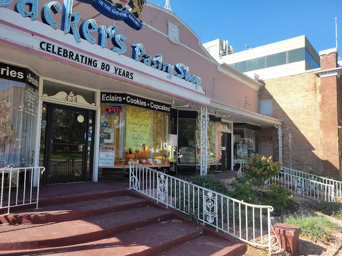 Mrs. Backer's Pastry Shop Picture 8