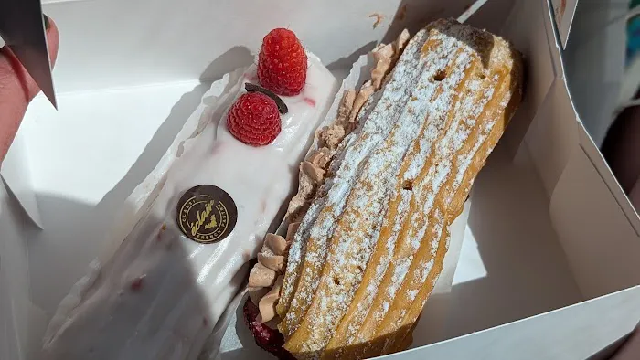 Eclair French Pastry City Creek Picture 3