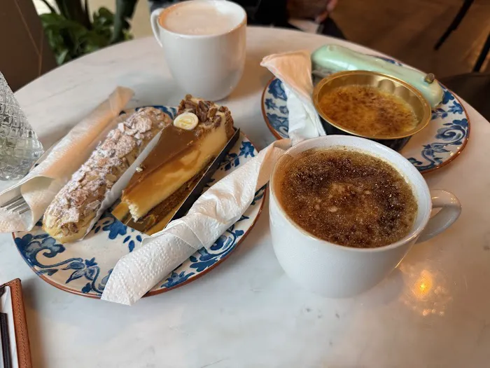 Eclair French Pastry City Creek Picture 5