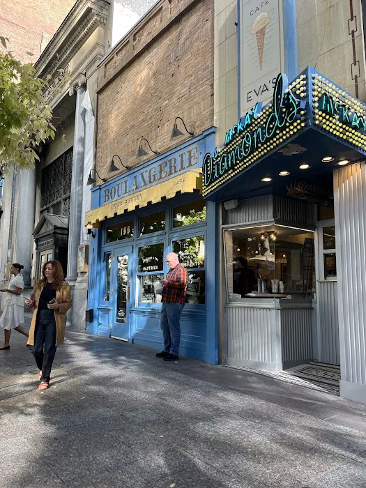 Eva's Bakery Picture 10