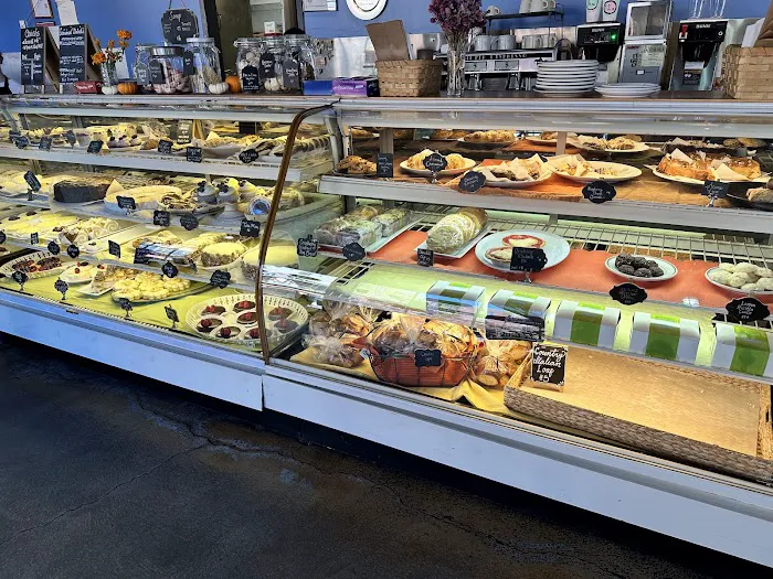Carlucci's Bakery Picture 8