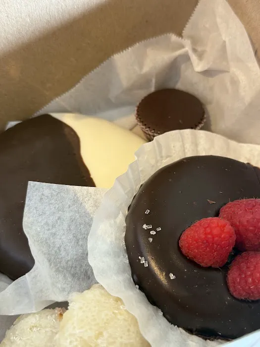 Carlucci's Bakery Picture 9