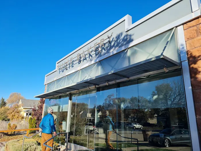 Tulie Bakery Picture 2