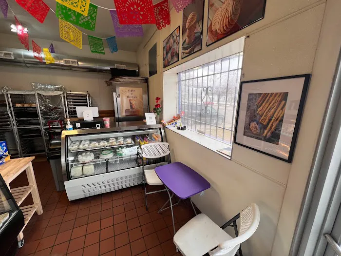 Canela Bakery Picture 1