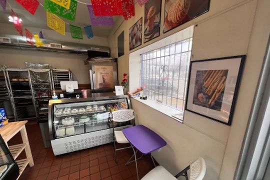 Canela Bakery
