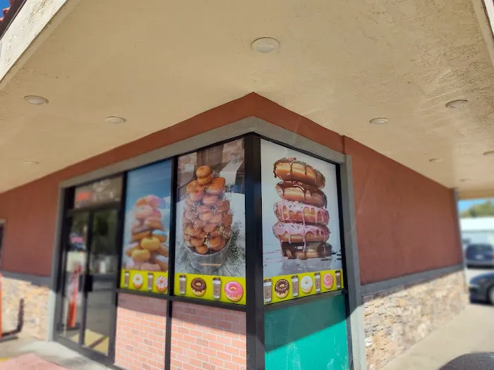 Donut House Picture 7