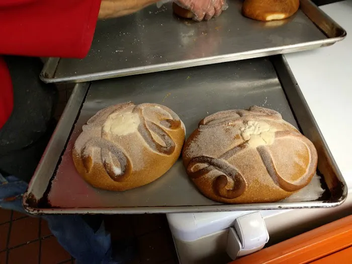 Panaderia Lizbeth Picture 2