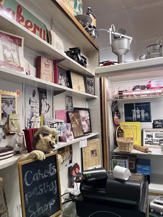 Carol's Pastry Shop Picture 10
