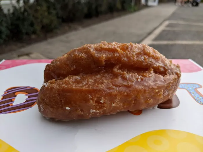 Fresh Donuts & Deli Picture 8