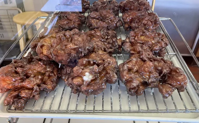 Fresh Donuts & Deli Picture 9