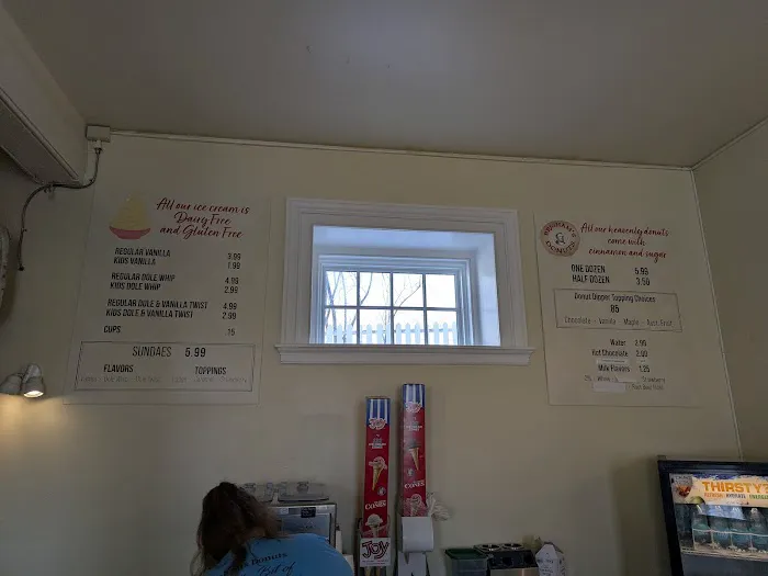 Brigham's Donuts Picture 4