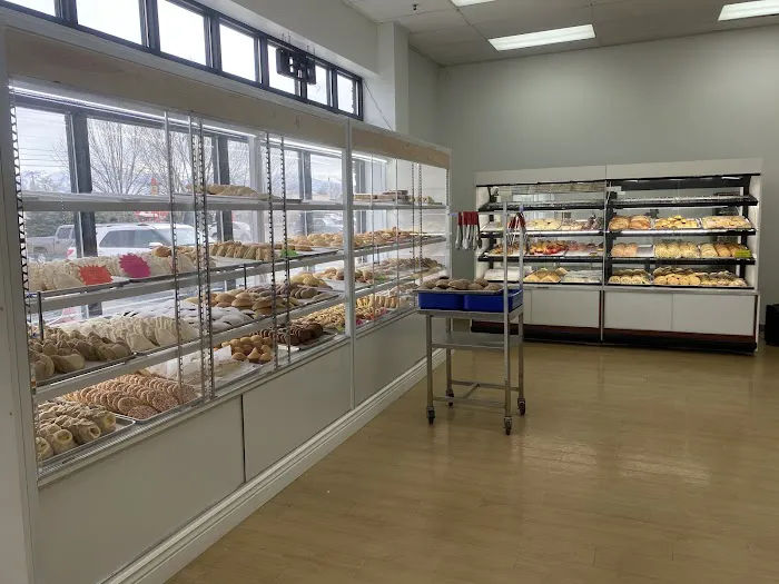 Buendia's Mexican Bakery Picture 4