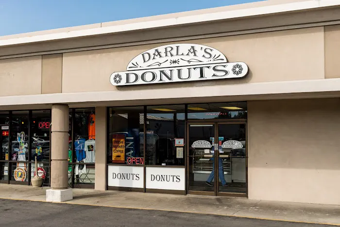 Darla's Donuts Picture 6