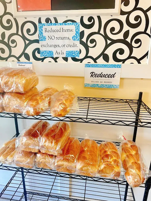 Leslie's Pastries Picture 9