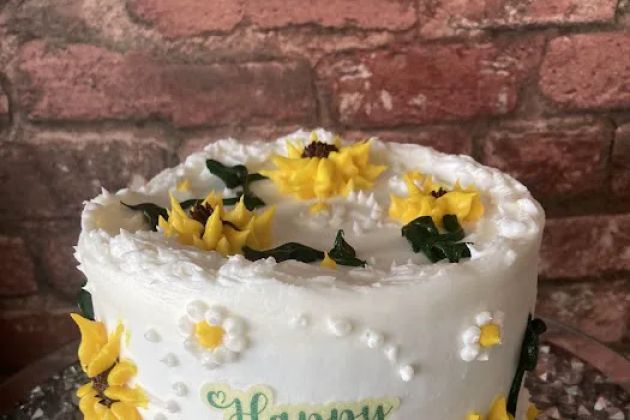 TaylorMade Cakes & Sweets Bakery- Murray