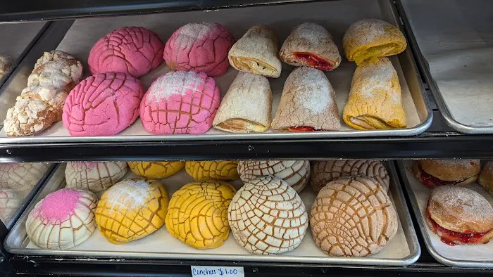La Espiga Dorada Bakery Picture 1