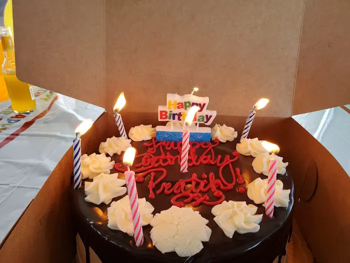 City Cakes & Cafe Picture 7