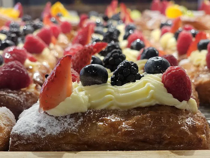 Paris Baguette Picture 3