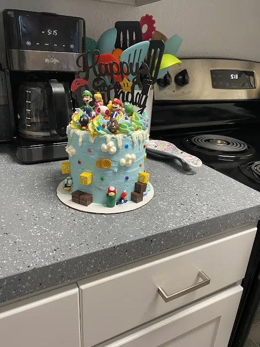Mom's Cupcakes Bakery Picture 3