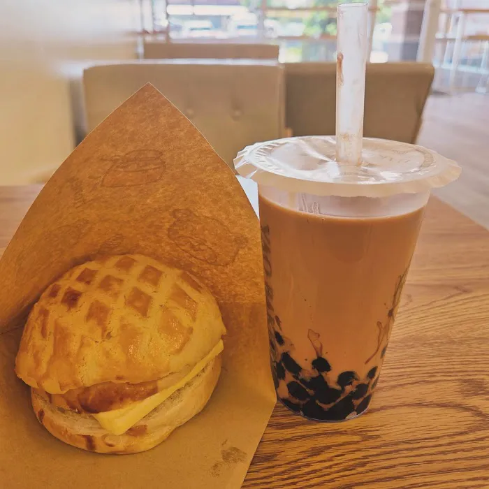 Yao Bakery & Boba Tea Picture 10