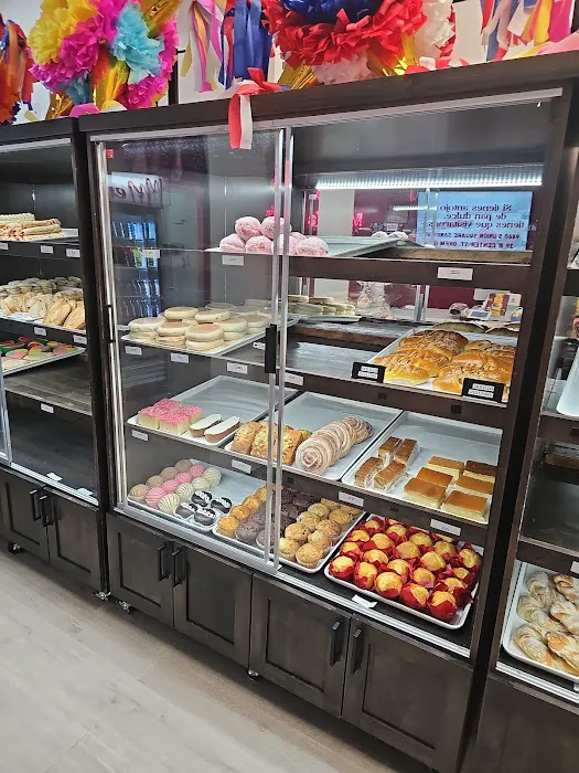 Memo's Bakery & Cafe - Sandy Picture 3