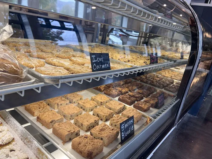 Sweet Cake Bake Shop Picture 7