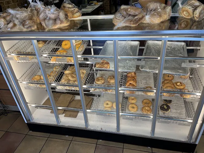 Ryan's Bagel Cafe Picture 3
