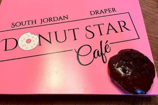 Donut Star Cafe