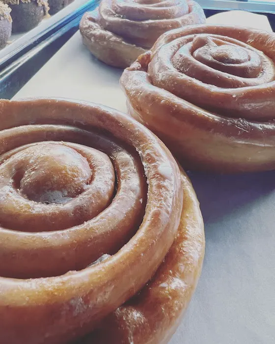 Daylight Donuts Sandy Picture 8