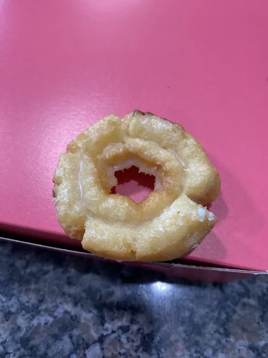 Daylight Donuts Sandy Picture 6