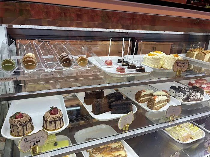 Pink Sweets Cafe Picture 5