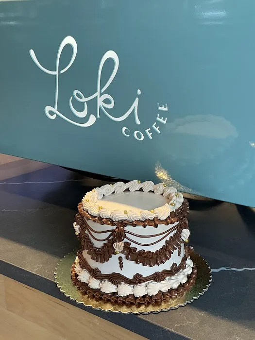 Cakes by Edith Riverton Picture 2