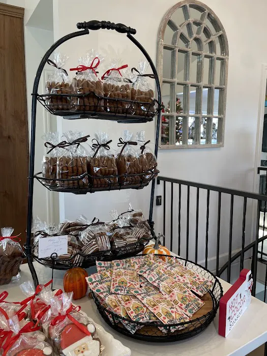 The Gingerbread Cottage Picture 5
