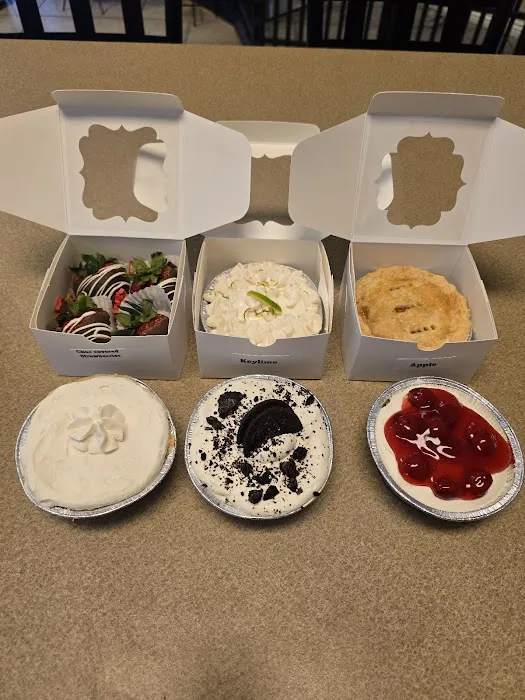 Deliciously Sweet Bakery Picture 2