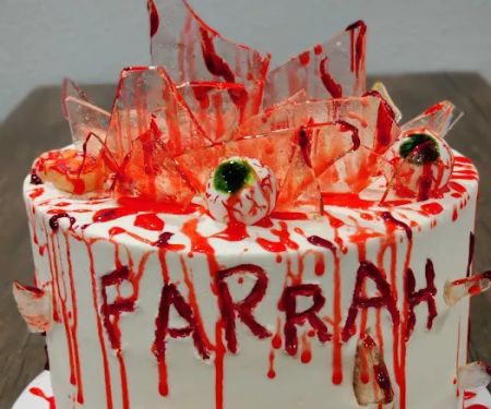 Doughliciously Sweet/Cakes by Sophia