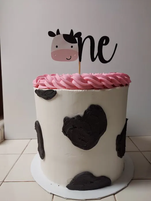 With Love, Em - Custom Cakes Picture 2