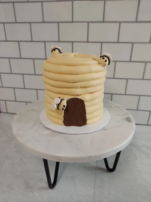 With Love, Em - Custom Cakes Picture 9