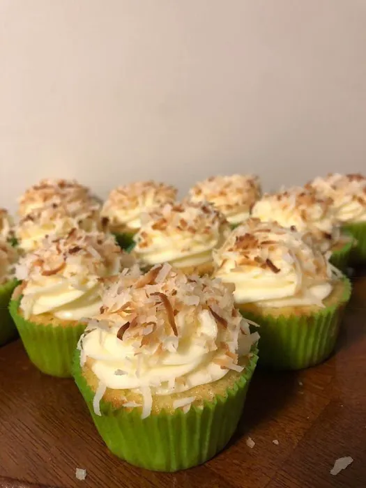 Amber's Custom Cupcakes Picture 9