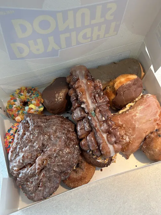 Daylight Donuts Picture 10