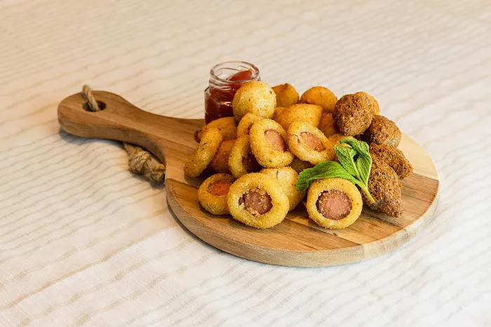 Crispy Brazilian Snacks - Online Store Only Picture 3