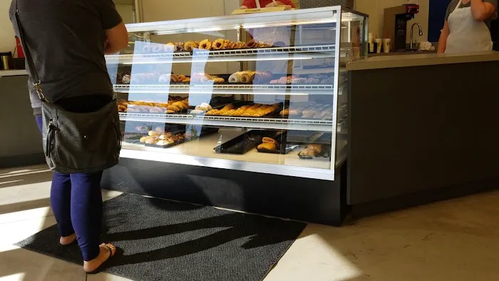 Daylight Donuts Picture 9