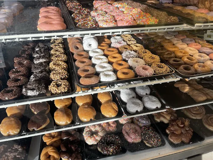 Daylight Donuts Picture 10