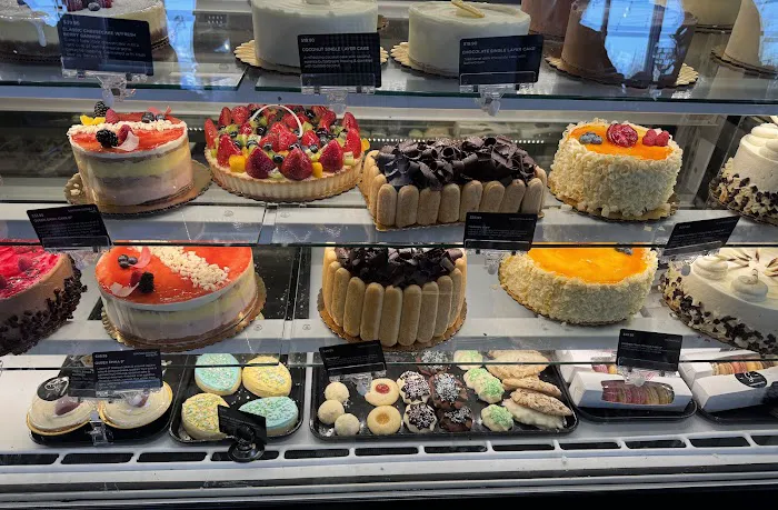 Gourmandise Picture 2