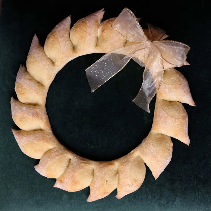 Gold Bow Bakery Picture 7