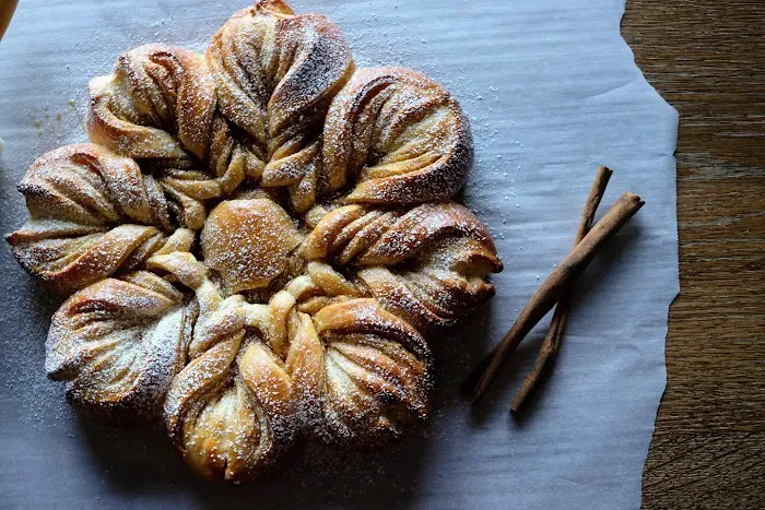 Gold Bow Bakery Picture 5